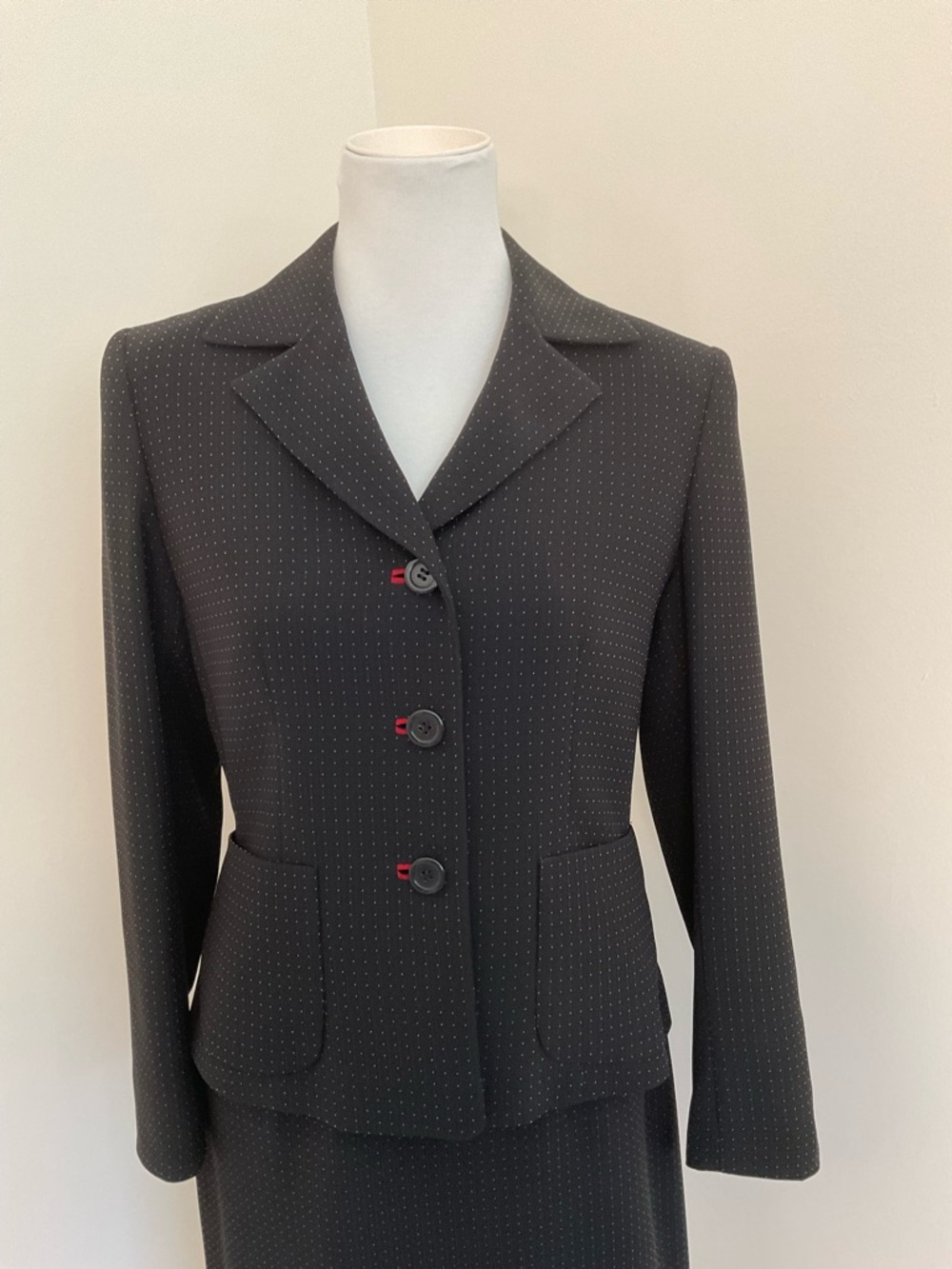 Kasper Petite 2-Piece Tailored Blazer And Skirt Set - Picture 2 of 14